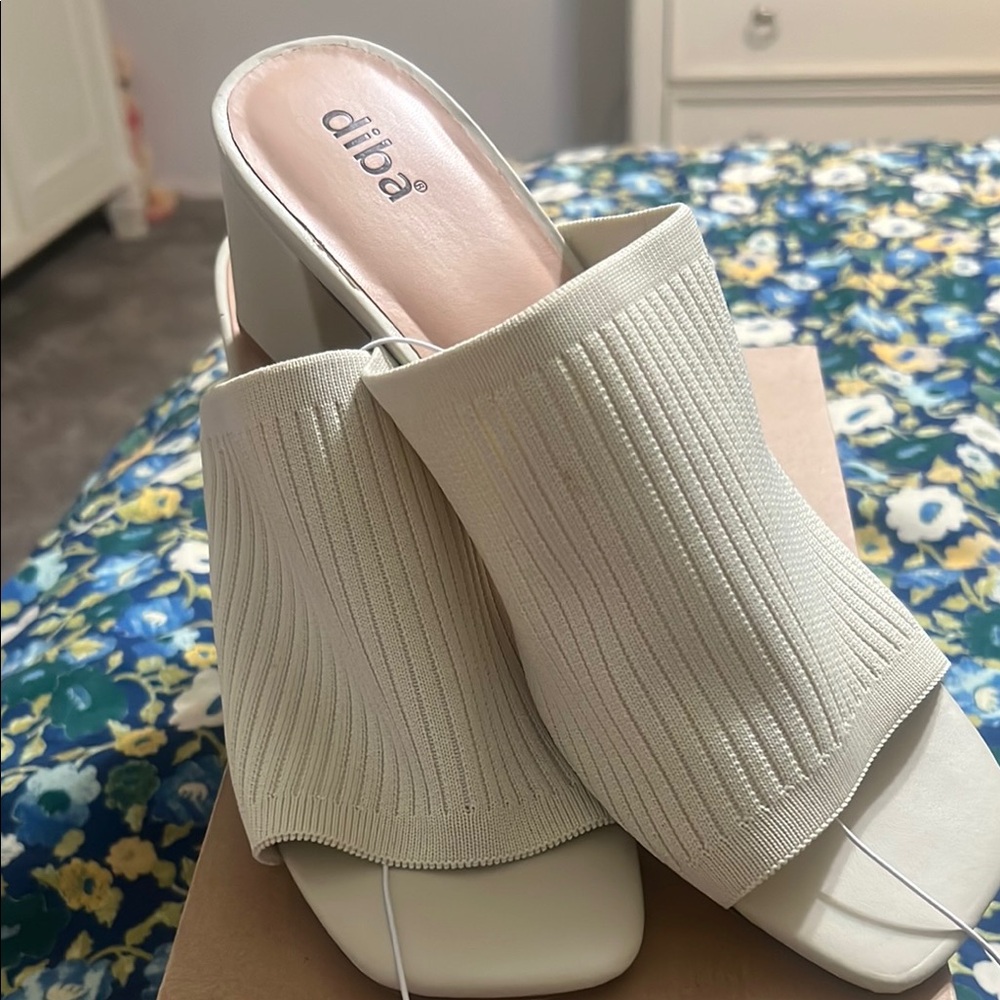 Diba Cream Mules with Ribbed Texture and Open Toe
